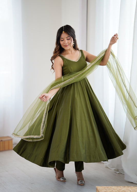 Mehendi Roman Silk Chanderi Solid Anarkali Suit Set