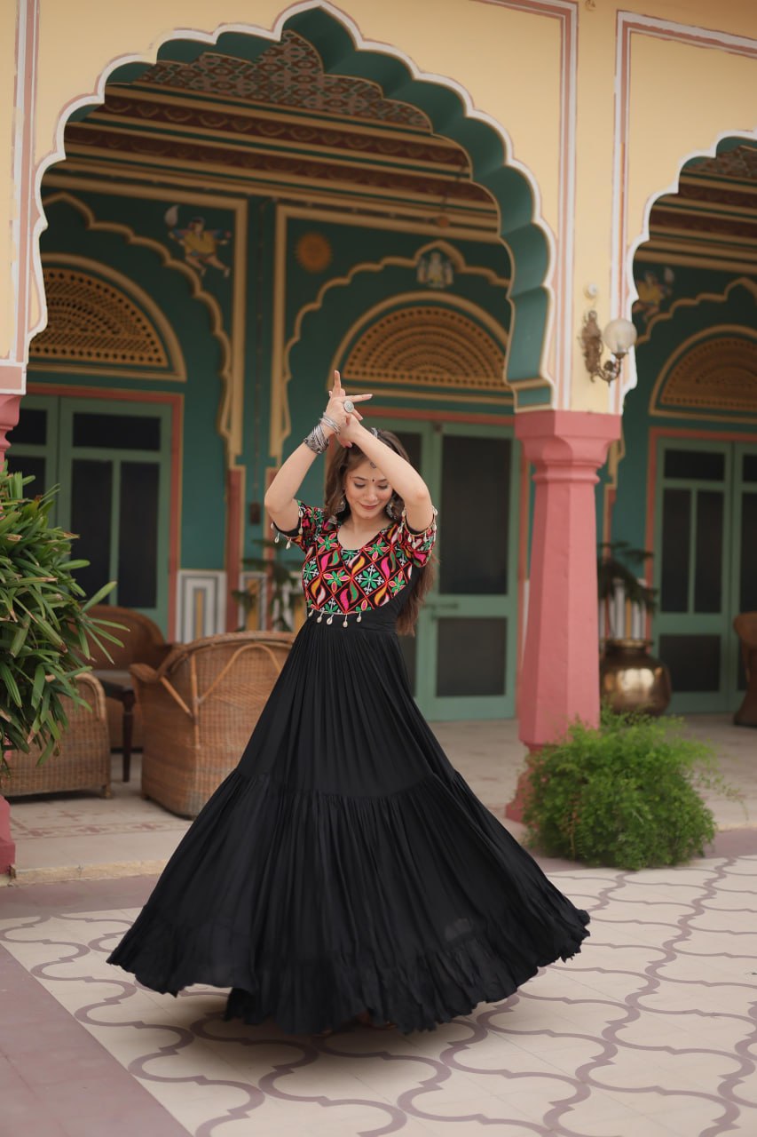 Black Rayon Kutchi Gamthi Kodi Work Dress