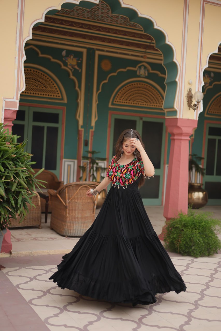 Black Rayon Kutchi Gamthi Kodi Work Dress