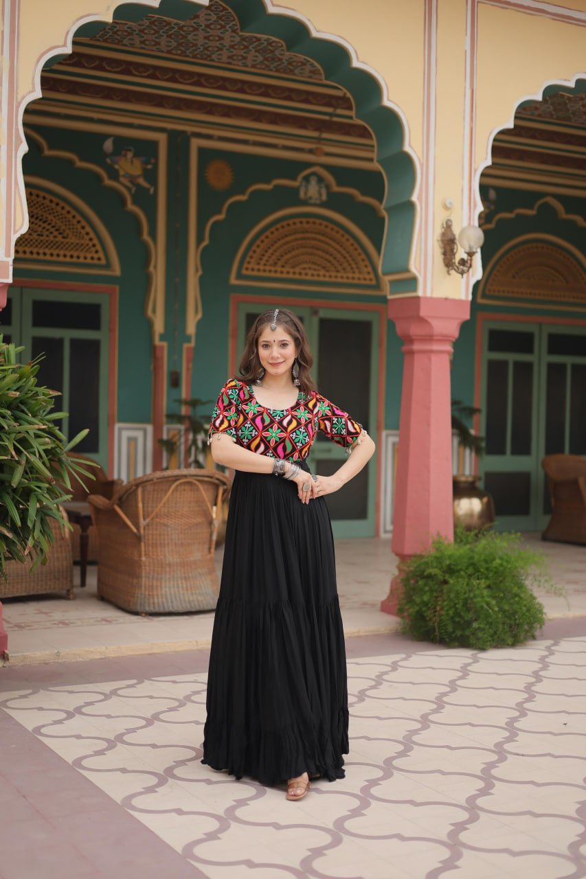 Black Rayon Kutchi Gamthi Kodi Work Dress