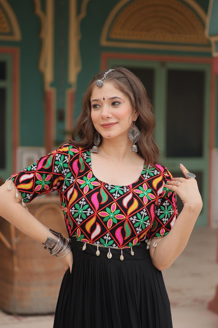 Black Rayon Kutchi Gamthi Kodi Work Dress