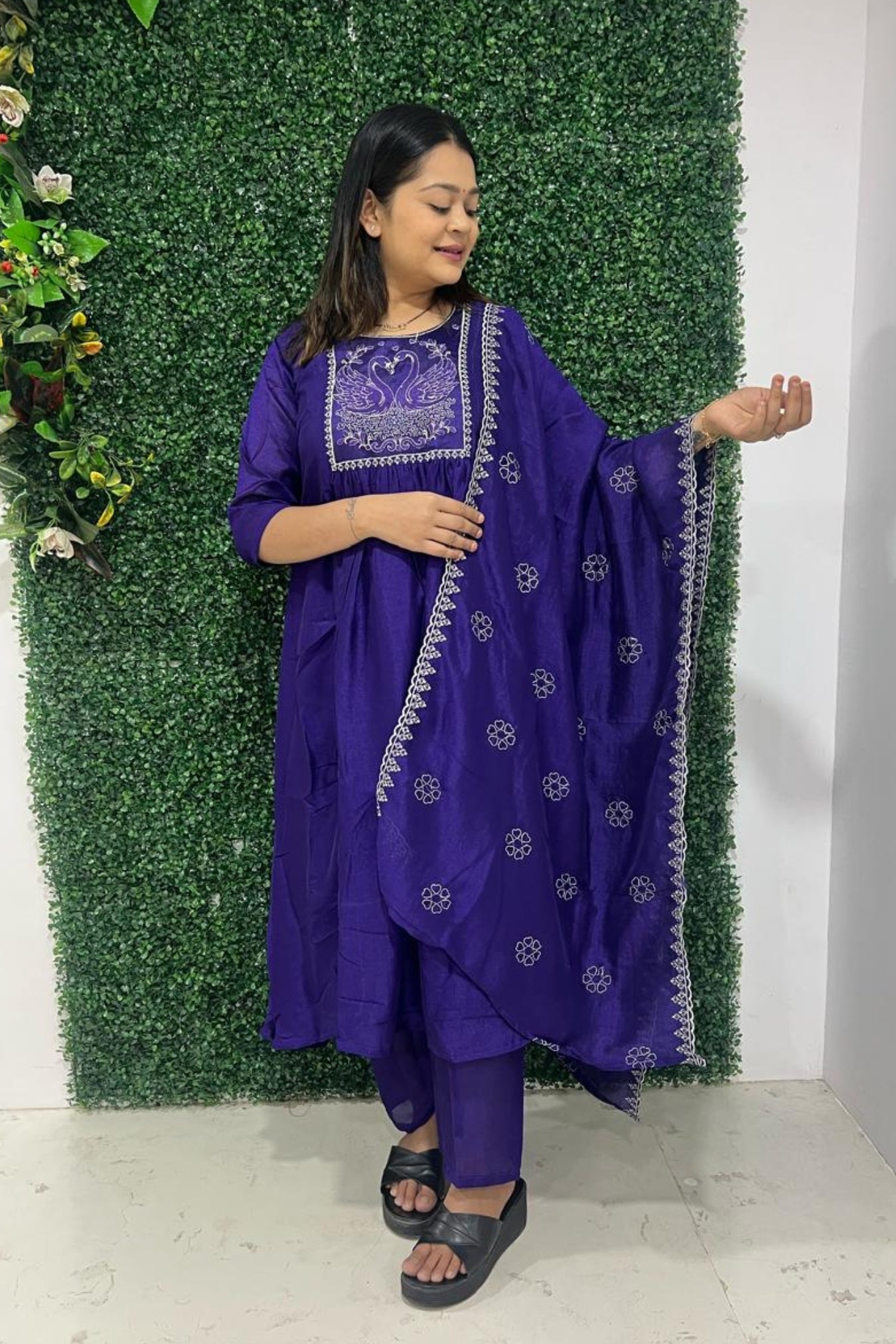 blue art silk embroidery kurta set