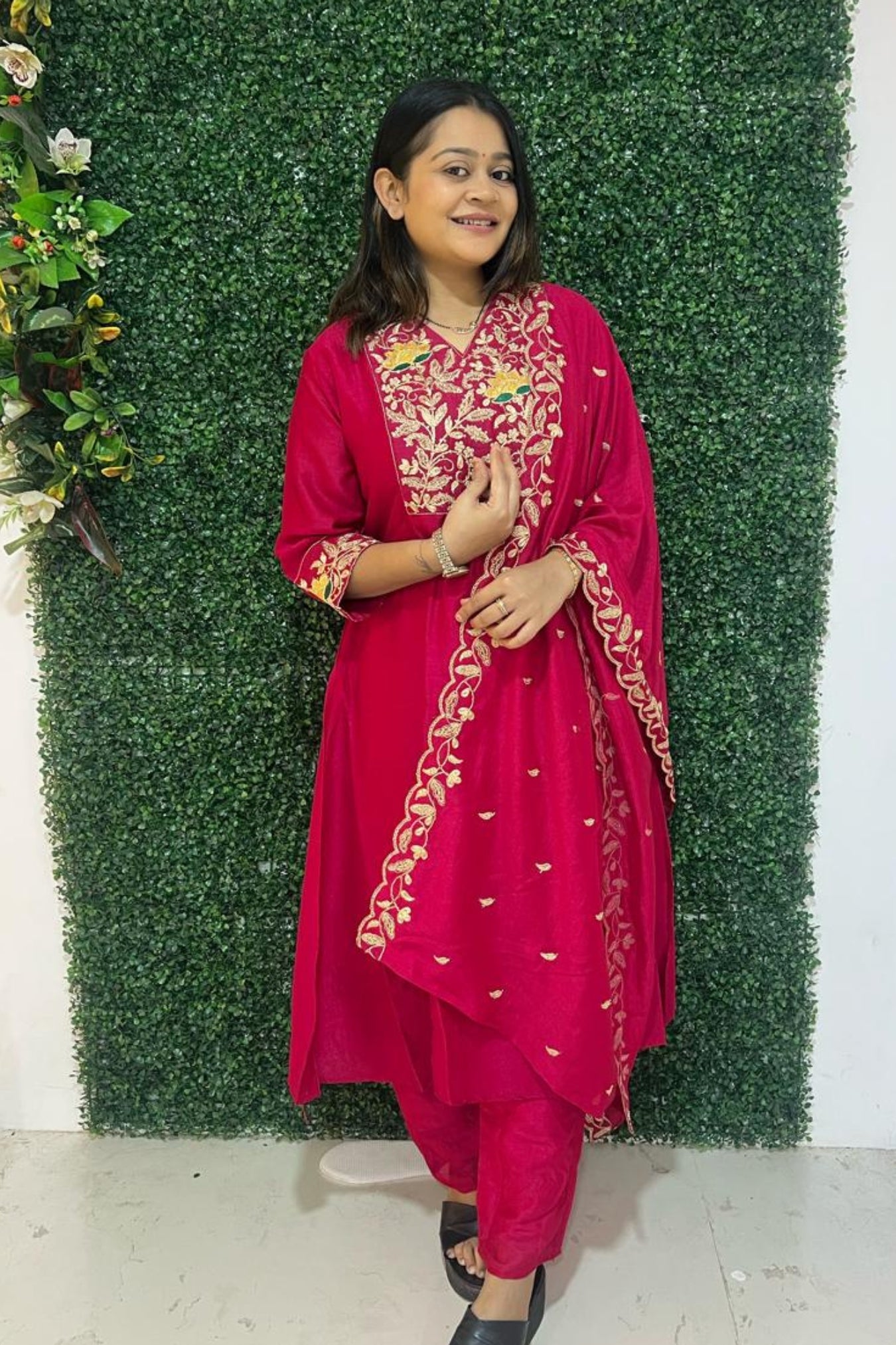 pink art silk embroidery kurta set