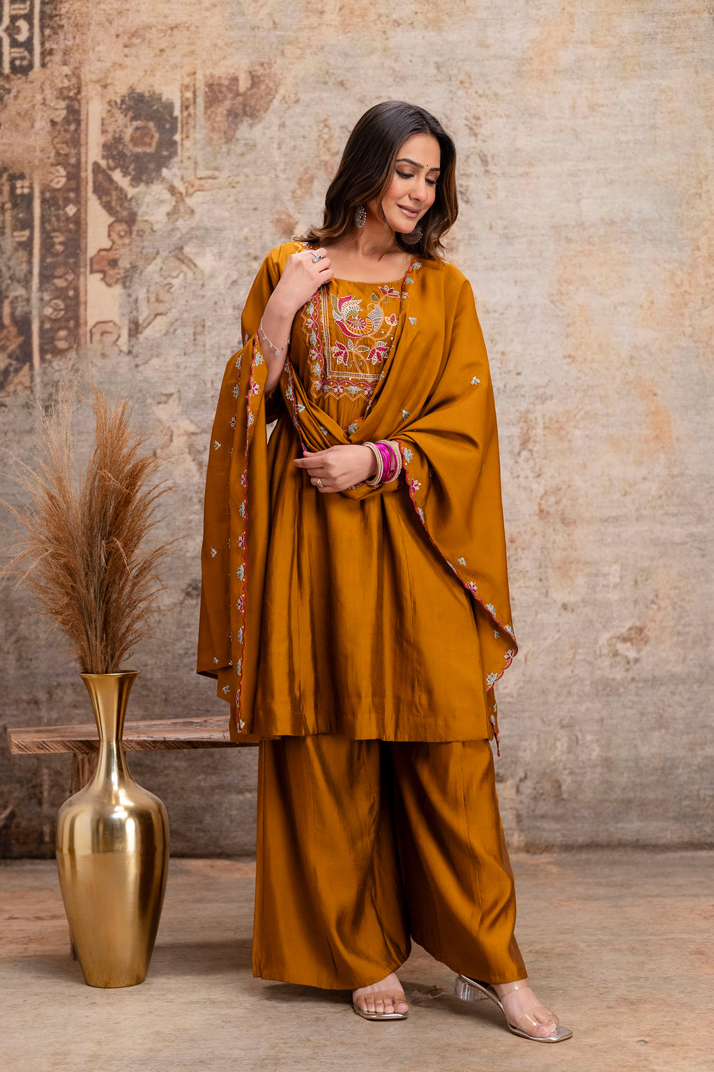 musterd silk hand work kurta set