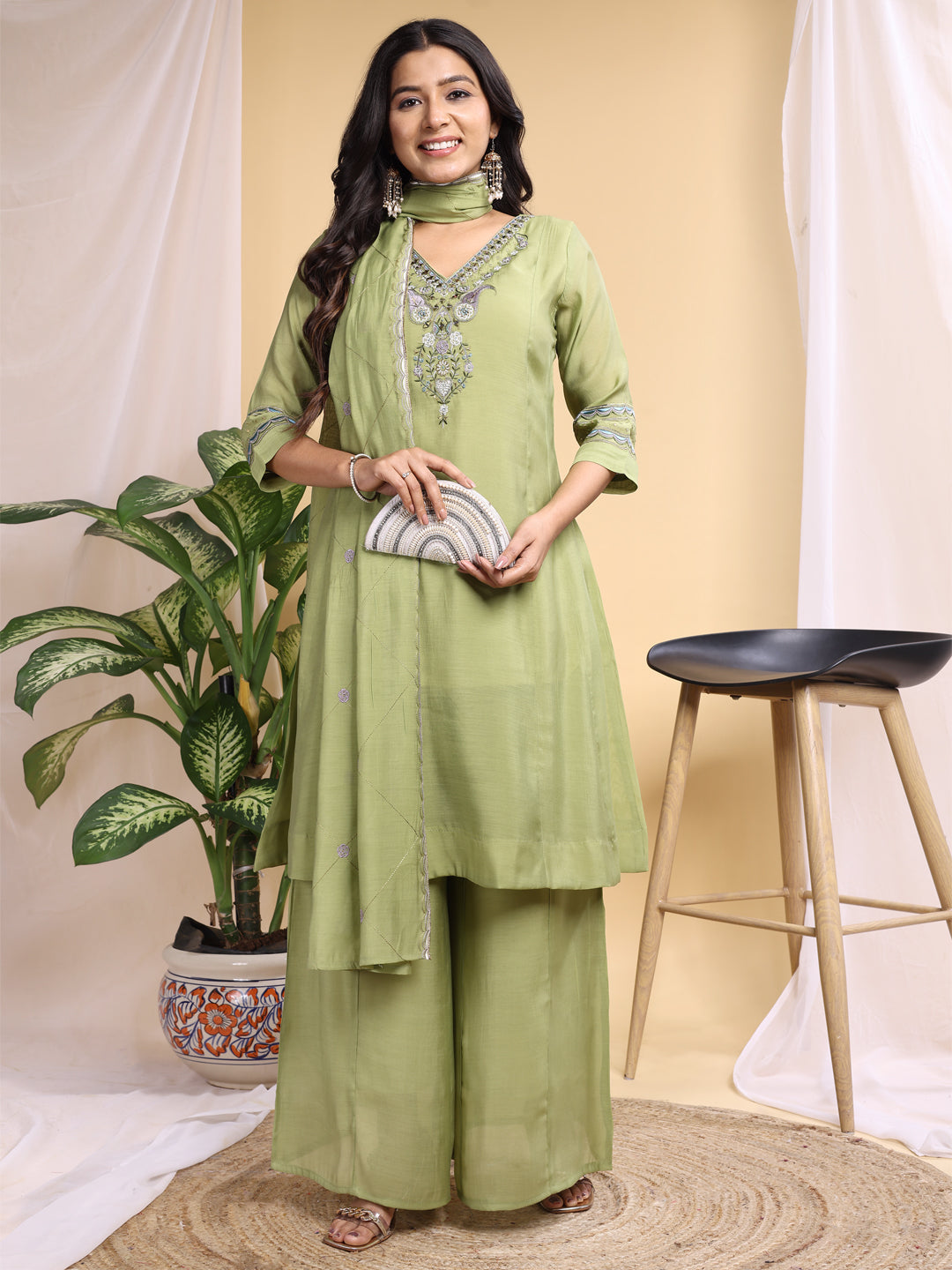 Pista Mal Cotton Embroidery With Hand Work Kurta Set