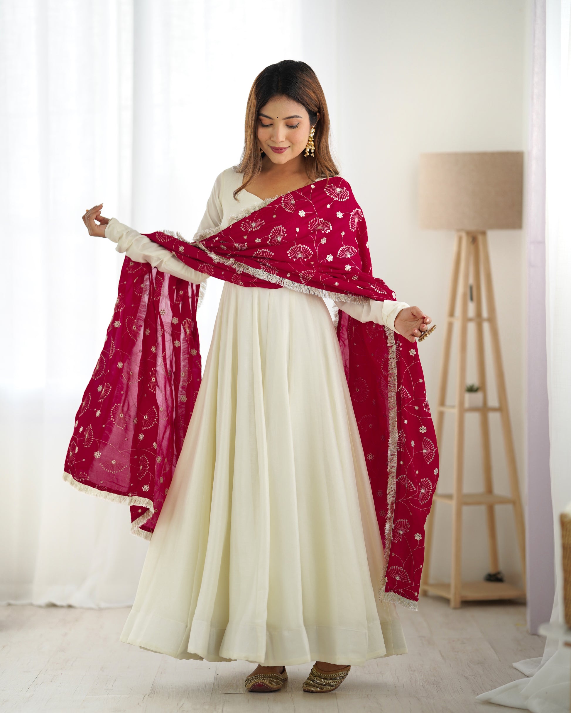 White Silk Anarkali Suit With Red Dupatta 3