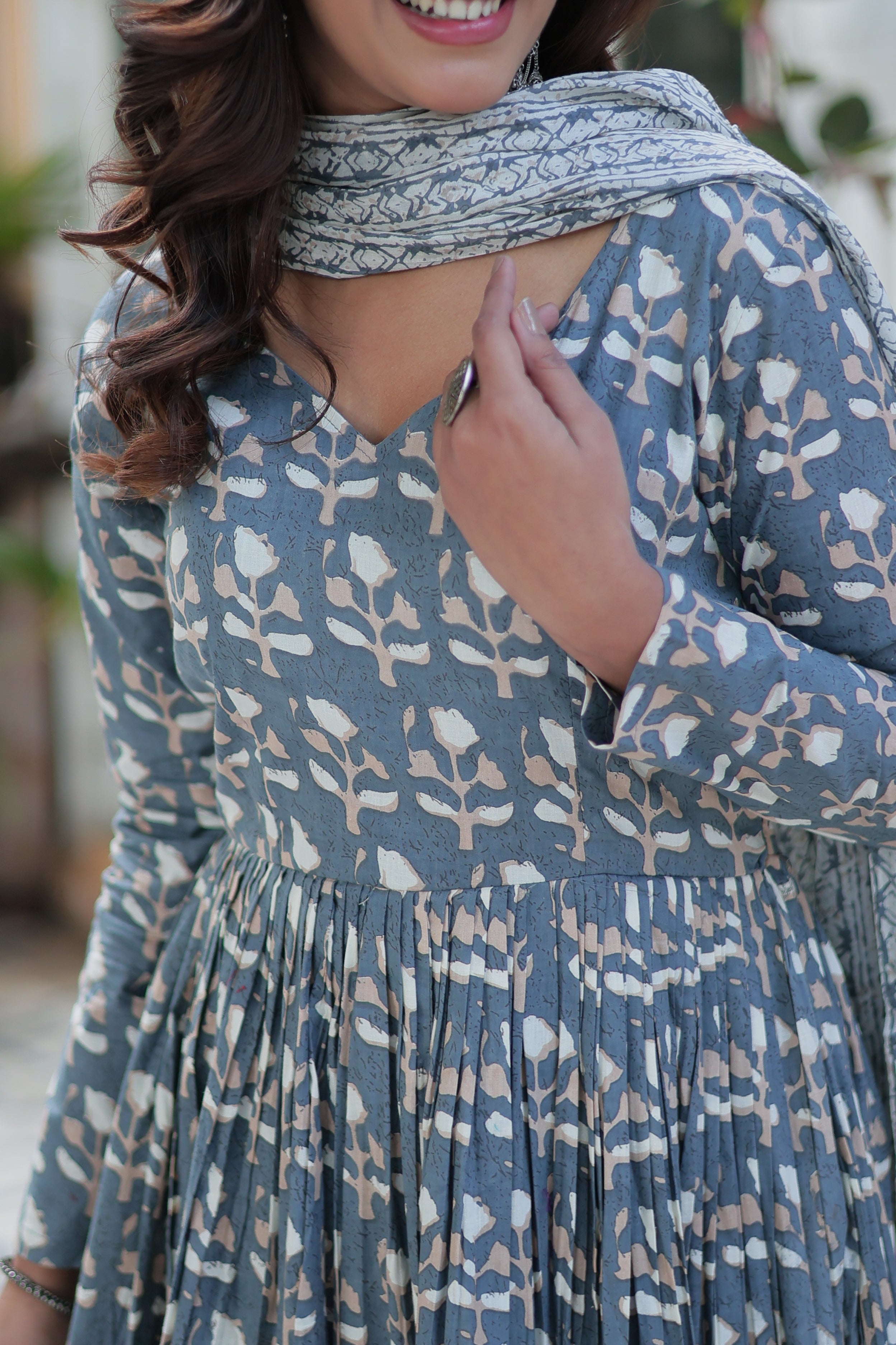 grey cotton kurta sets with dupatta 