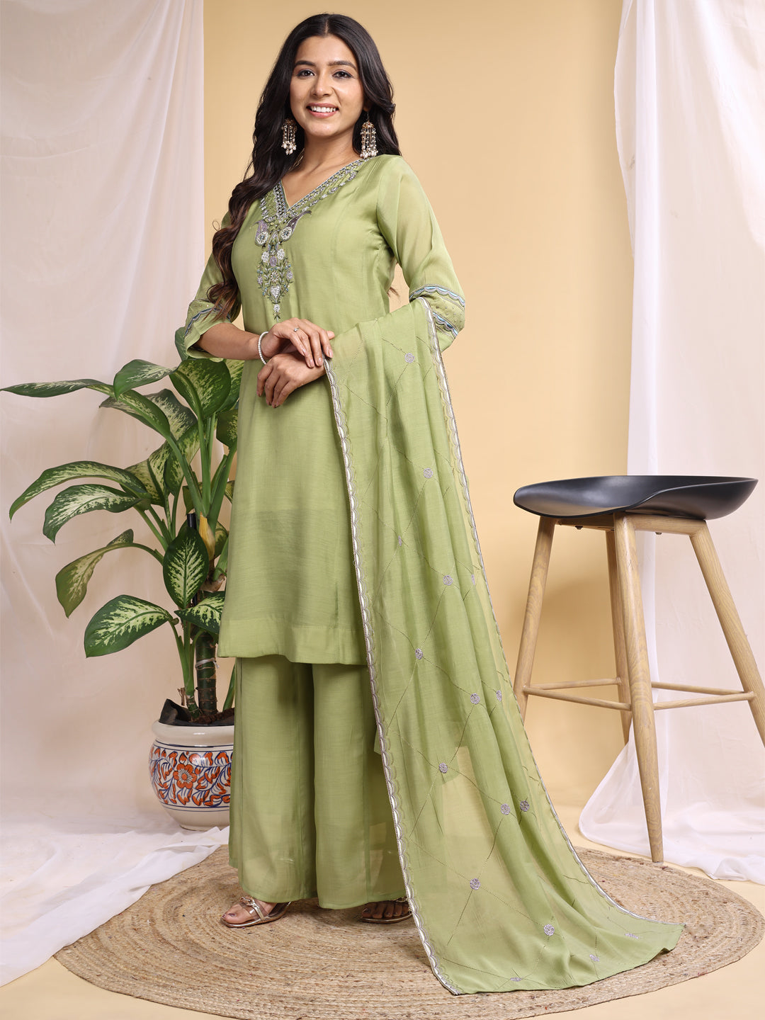 Pista Mal Cotton Embroidery With Hand Work Kurta Set